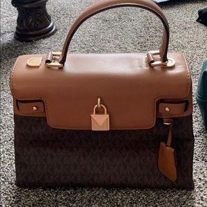 Michael Kors mercer bag